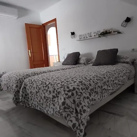 La Casa De Bebita Apartment *
